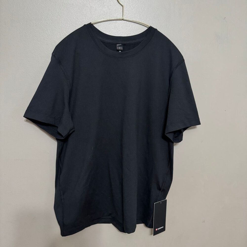 Lululemon men’s soft jersey short sleeve tee size large NWT
